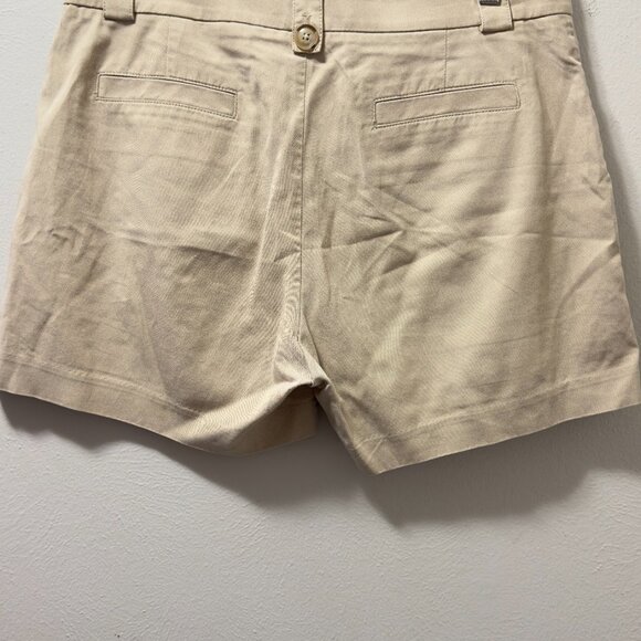 Banana Republic khaki shorts w/ buttons & pockets - Picture 3 of 5